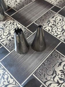 10 Nozzle and Reusable Piping Bag
