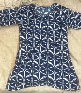 Blue &amp; White Printed Top