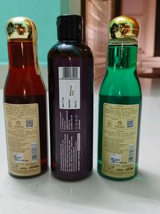 Khadi Herbal Oil &amp; LetsShave Shampoo Set