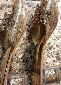 Sparkling Golden Embellished sandel👡