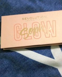 Makeup Revolution London Glow Highlighter