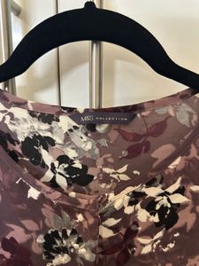 Size 10 M&amp;S Elegant Pink Flowery Top