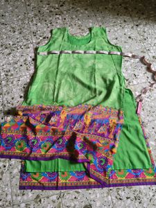 Green Kurti