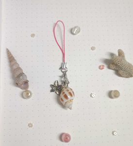Seashell Phone Charm 𓆉