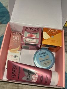 Pond&#39;s Skincare Set Facewash Moisturiser