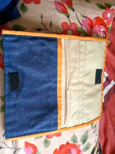 Floral Embroidered Wallet