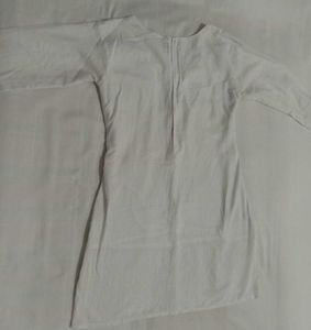 Chikan Kari Kurti.