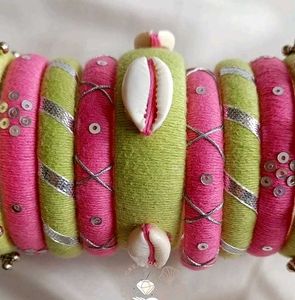 Pink Green Bangles💚💖