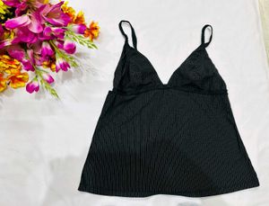 🇳🇿💫 Beautiful Black Colour Stripped Pattern Top
