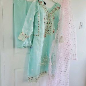 Elegant Mint Green Embroidered Salwar Kameez