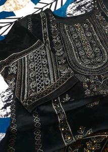 BLACK VELVET HEAVY SUIT