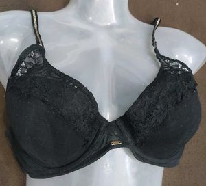 Black Lace Bra 🔥
