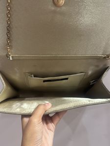 Madame Sling Bag