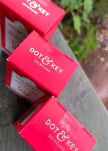 Dot &amp; Key Sunscreen