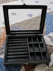 Vintage Velvet Jewelry Box