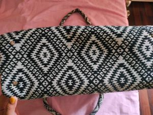 Black &amp; White Color Tote Bag