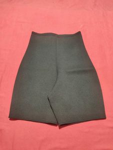 Women’s Neoprene Shaper Shorts – L