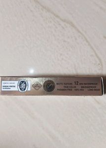 Insight cosmetics non transfer proof lipstick