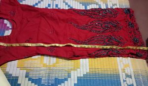 Bhoot Khubsurat Cut Daana Work Kurti