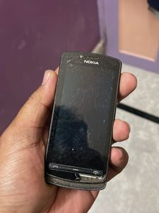 nokia 700 screen broken