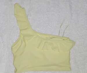 Chic One-Shoulder Crop Top