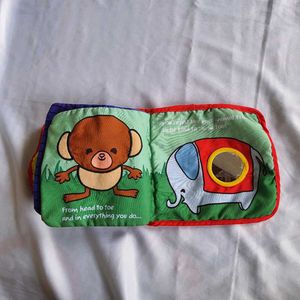 Cloth Book &amp; 4 Wooden Car