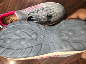 Stylish Gray &amp; Pink Sneakers Kids Size UK 6