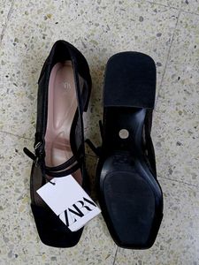 NEW📢 ZARA - Black Mesh Mary Janes Heels🎁