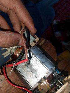 Heavy Duty 300 Watt Motor.