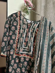 Elegant Printed Salwar Kameez