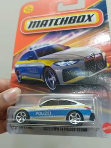 Matchbox 2023 BMW i4 Police Sedan