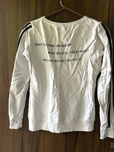 White full sleeves top