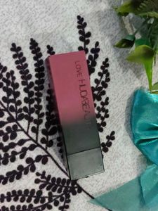 Huda Beauty Love Lipstick
