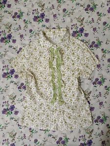 Fitted Floral Shirt