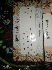 new design bindi set