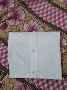 U-Turn White Band Collar Shirt