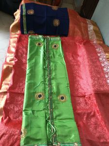 EmbroidarParrotGreen&Blue LaceBorder PolySilk Sare
