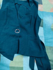 Women Green Sleeveless Waist Coat Style Top