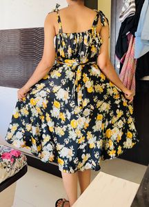 Tie Up Floral Dress