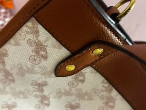 Coach Leatherware Tote(dupe)