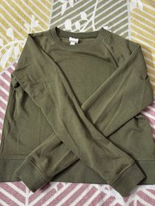 olive green sweatshirt + free gift
