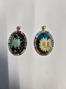 Resin art pendant