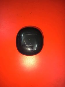 realme Buds Air 2 ANC TWS next to new condition