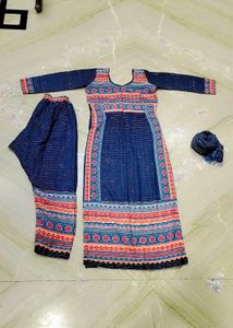 Stylish Kurta Set ( Nayra cut)