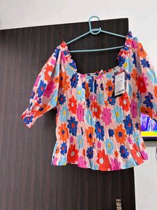 Dressberry Brand New Top