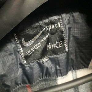 Nike Padded Jacket zip is not working