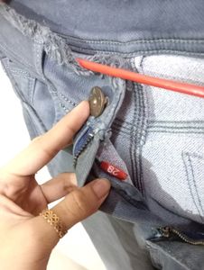 Frayed Hem Skinny Jeans