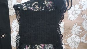 Top Skirtt