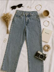 Vintage Light Wash Wide Leg Jeans