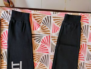 Women Combo Of 2 Track Pants,Tshirt Free